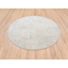 Load image into Gallery viewer, 6&#39;x6&#39; Beige Wool and Plant Based Silk Hand Loomed Fine Jacquard with Erased Design Oriental Round Rug FWR379620