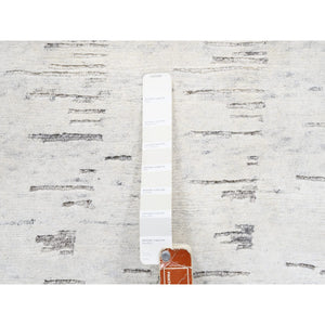 9'10"x9'10" Ivory Tone on Tone Repetitive Curvilinear Design Hand Knotted Undyed Natural Wool Oriental Round Rug FWR380256