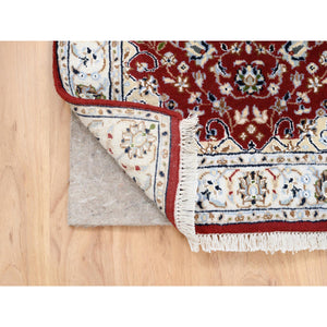 2'x3'3" Nain with Center Medallion Flower Design 250 KPSI Wool Hand Knotted Cherry Red Oriental Mat Rug FWR380718