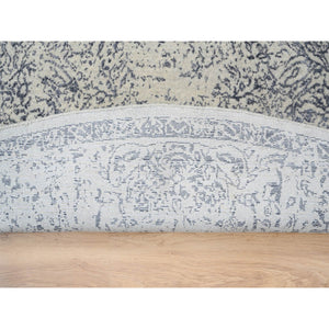 10'x10' Gray Fine Jacquard with Erased Design Wool and Plant Based Silk Hand Loomed Oriental Round Rug FWR381024