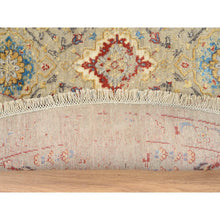 Load image into Gallery viewer, 8&#39;9&quot;x8&#39;9&quot; Beige, THE SUNSET ROSETTES, Wool and Pure Silk, Hand Knotted, Oriental, Round Rug FWR382752