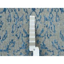 Load image into Gallery viewer, 11&#39;10&quot;x18&#39; Gray, Fine Jacquard Hand Loomed, Sickle Leaf Design, Wool and Plant Based Silk, Oriental, Oversized Rug FWR382938