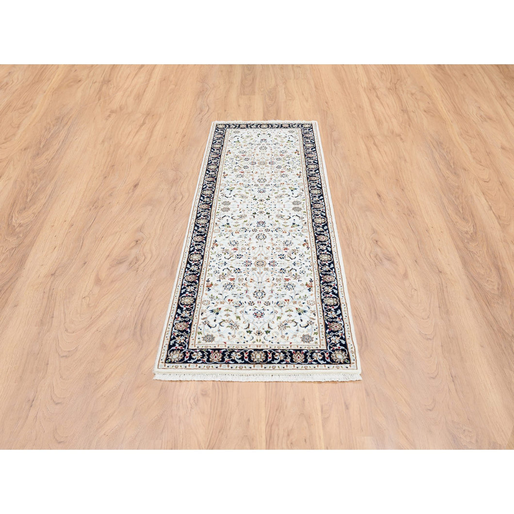 Ivory Oriental Rug, Carpets, Handmade, Montana USA.