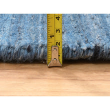 Load image into Gallery viewer, 6&#39;x6&#39; Denim Blue, Soft Wool Hand Loomed, Modern Design, Tone on Tone, Round Oriental Rug FWR387492