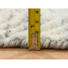 Load image into Gallery viewer, 5&#39;10&quot;x9&#39; Beige, Variegated Textured Modern Design, Natural Wool Hand Loomed, Oriental Rug FWR387636