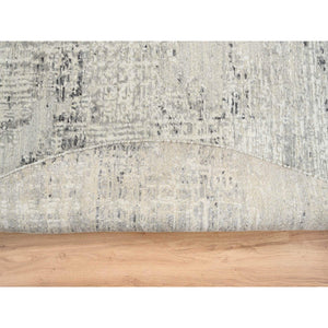 7'10"x7'10" Light Gray, Hand Spun Undyed Natural Wool, Hand Knotted, Modern Design, Round Oriental Rug FWR388200