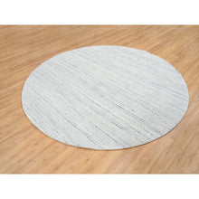 Load image into Gallery viewer, 7&#39;10&quot;x7&#39;10&quot; Ivory, Soft Pile Pure Wool Hand Loomed, Plain Modern Striae Design, Round Oriental Rug FWR388632