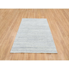 Load image into Gallery viewer, 5&#39;x7&#39; Ivory, Hand Loomed Plain Modern Striae Design, Soft Pile Extra Soft Wool, Oriental Rug FWR388674