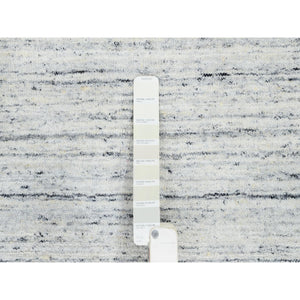 5'x7' Ivory, Hand Loomed Plain Modern Striae Design, Soft Pile Extra Soft Wool, Oriental Rug FWR388674