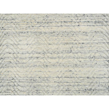 Load image into Gallery viewer, 2&#39;6&quot;x7&#39;10&quot; Beige, Hand Loomed, Variegated Textured Modern Design Natural Wool, Runner Oriental Rug FWR388956