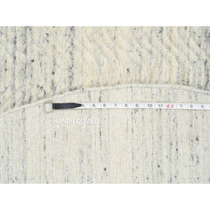 6'x6' Beige, Soft Wool Hand Loomed, Variegated Textured Modern Design, Round Oriental Rug FWR389028