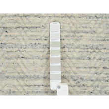 Load image into Gallery viewer, 5&#39;10&quot;x5&#39;10&quot; Beige, Variegated Textured Modern Design, Hand Loomed Soft Wool, Round Oriental Rug FWR390144