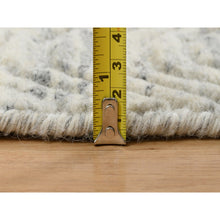 Load image into Gallery viewer, 5&#39;10&quot;x5&#39;10&quot; Beige, Variegated Textured Modern Design, Hand Loomed Soft Wool, Round Oriental Rug FWR390144