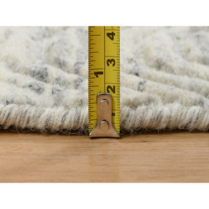 5'10"x5'10" Beige, Variegated Textured Modern Design, Hand Loomed Soft Wool, Round Oriental Rug FWR390144