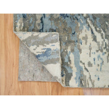 Load image into Gallery viewer, 2&#39;7&quot;x6&#39; Gray and Blue, Abstract Design Hi-Low Pile, Wool and Silk Hand Knotted, Runner Oriental Rug FWR391224