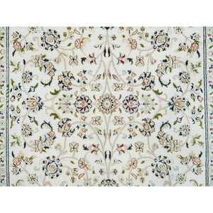 5'x8' Ivory, Nain with All Over Flower Design 250 KPSI, Natural Wool Hand Knotted, Oriental Rug FWR391812