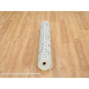 4'9"x6'9" Ivory, Nain with Center Medallion Flower Design, 250 KPSI, Extra Soft Wool, Hand Knotted, Oriental Rug FWR391902