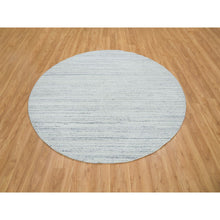 Load image into Gallery viewer, 8&#39;x8&#39; Ivory, Plain Modern Striae Design Soft Pile, Organic Wool Hand Loomed, Round Oriental Rug FWR392592