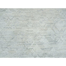 Load image into Gallery viewer, 6&#39;x9&#39;3&quot; Ivory and Light Grey, Modern Pattern, Hand Spun Undyed Natural Wool, Hand Knotted, Oriental Rug FWR393852