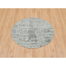 Load image into Gallery viewer, 4&#39;10&quot;x4&#39;10&quot; Light Gray, Modern Design, Hand Knotted, Hand Spun Undyed Natural Wool, Soft pile, Round Oriental Rug FWR393906