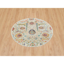 Load image into Gallery viewer, 5&#39;2&quot;x5&#39;2&quot; Tan, Hand Knotted, Dense Weave, Sickle Leaf Design, Soft and Lush, Silk With Textured Wool, Round Oriental RugSh65695 FWR394170