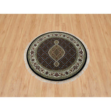 Load image into Gallery viewer, 3&#39;3&quot;x3&#39;3&quot; Obsidian Black, Tabriz Mahi with Fish Medallion Design, 175 KPSI, Hand Knotted, Pure Wool, Unique Round Oriental Rug FWR394698