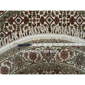 3'4"x3'4" Porcelain White, 175 KPSI, Pure Wool, Tabriz Mahi with Fish Medallion Design, Hand Knotted, Round Oriental Rug FWR394722