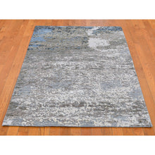Load image into Gallery viewer, 4&#39;x6&#39; Blue Abstract Design Wool and Silk Hi-Low Pile Denser Weave Hand Knotted Oriental Rug FWR399168