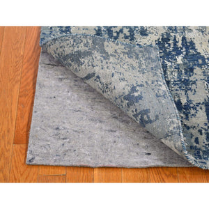 3'1"x5'1" Blue Oceanic Abstract Design Hi-low Pile Wool and Pure Silk Denser Weave Hand Knotted Oriental Rug FWR400890