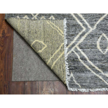 Load image into Gallery viewer, 12&#39;4&quot;x15&#39;1&quot; Gray Moroccan Berber with Criss Cross Pattern Extremely Durable Hand Knotted Oriental Oversized Rug FWR420996