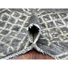 Load image into Gallery viewer, 12&#39;4&quot;x15&#39;1&quot; Gray Moroccan Berber with Criss Cross Pattern Extremely Durable Hand Knotted Oriental Oversized Rug FWR420996