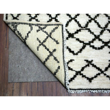 Load image into Gallery viewer, 8&#39;2&quot;x9&#39;9&quot; Ivory, Hand Knotted, Moroccan Berber with Criss Cross Pattern, Pure Wool, Natural Dyes, Oriental Rug FWR425982