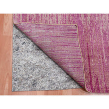 Load image into Gallery viewer, 4&#39;1&quot;x6&#39;2&quot; Natural Wool Pink Vertical Ombre Design Hand Knotted Oriental Rug FWR450126