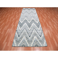 Load image into Gallery viewer, 4&#39;2&quot;x12&#39;4&quot; Ivory Chevron Design Modern Textured Wool and Pure Silk Hand Knotted Oriental Wide Runner Rug FWR450180