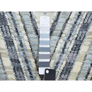 4'2"x12'4" Ivory Chevron Design Modern Textured Wool and Pure Silk Hand Knotted Oriental Wide Runner Rug FWR450180