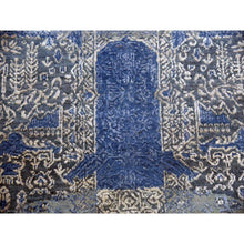 Load image into Gallery viewer, 10&#39;1&quot;x10&#39;1&quot; Blue Wool and Pure Silk Jewellery Design Hand Knotted Oriental Round Rug FWR450534