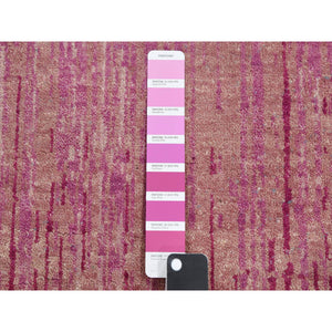 6'x9'4" Pink Hand Knotted Vertical Ombre Design Natural Wool Oriental Rug FWR450642