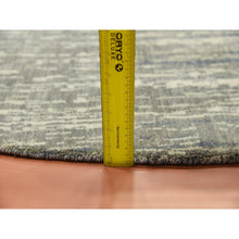 Load image into Gallery viewer, 10&#39;x10&#39; Gray and Black, Modern Ombre Design Densely Woven, Organic Wool Hand Knotted, Round Oriental Rug FWR451506