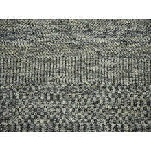 Load image into Gallery viewer, 8&#39;x10&#39;1&quot; Medium Gray, Modern Grass Design, Natural Undyed Wool, Hand Knotted, Oriental Rug FWR476718