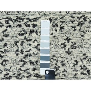 8'x9'10" Ghost White, Tone on Tone Design, Undyed 100% Wool, Hand Knotted, Mamluk Dynasty, Oriental Rug FWR476826