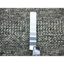 Load image into Gallery viewer, 5&#39;2&quot;x7&#39; Medium Gray, Natural Undyed Wool, Hand Knotted, Modern Grass Design, Oriental Rug FWR476868