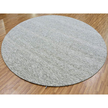 Load image into Gallery viewer, 9&#39;5&quot;x9&#39;6&quot; Goose Gray, Tone on Tone, Undyed 100% Wool, Hand Knotted Modern Grass Design, Round Oriental Rug FWR477066