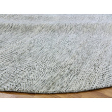 Load image into Gallery viewer, 9&#39;5&quot;x9&#39;6&quot; Goose Gray, Tone on Tone, Undyed 100% Wool, Hand Knotted Modern Grass Design, Round Oriental Rug FWR477066
