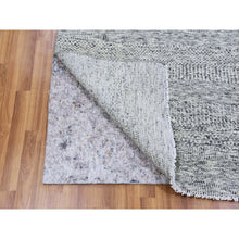 Load image into Gallery viewer, 6&#39;x6&#39; Cloud Gray, Natural Undyed Wool, Modern Grass Design, Hand Knotted, Tone on Tone, Square Oriental Rug FWR477108