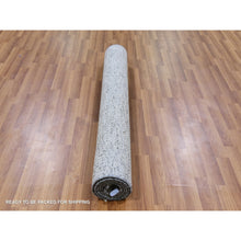 Load image into Gallery viewer, 4&#39;x6&#39;4&quot; Platinum Gray, Pure Undyed Wool, Hand Knotted, Tone on Tone, Modern Grass Design, Oriental RugSh79523 FWR477138