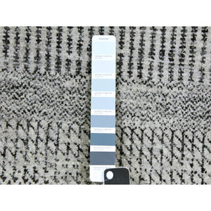 10'2"x14' Medium Gray, Modern Hand Knotted Grass Design, Tone on Tone, Undyed Organic Wool, Oriental Rug FWR477342