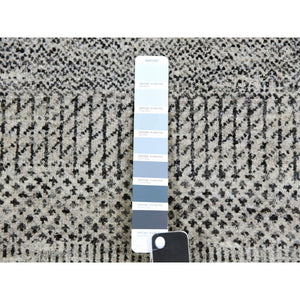 8'x8' Bright Gray, Hand Knotted, Tone on Tone, Grass Design, Round Pure Undyed Wool Oriental Rug FWR477384