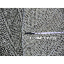 Load image into Gallery viewer, 8&#39;x8&#39; Solid Gray, Hand Knotted, Undyed 100% Wool, Modern Grass Design, Round Oriental Rug FWR477552