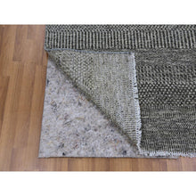 Load image into Gallery viewer, 3&#39;1&quot;x5&#39; Pebble and Gainsboro Gray, Modern Grass Design, Tone on Tone, Undyed 100% Wool, Hand Knotted, Oriental Rug FWR477624