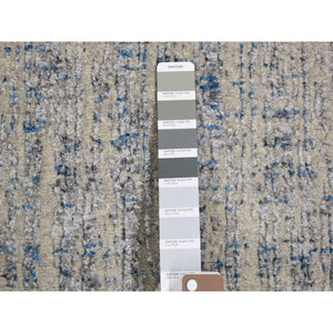 2'6"x9'8" Light Gray Fine Jacquard Hand Loomed Modern Wool and Art Silk Runner Oriental Rug FWR481644